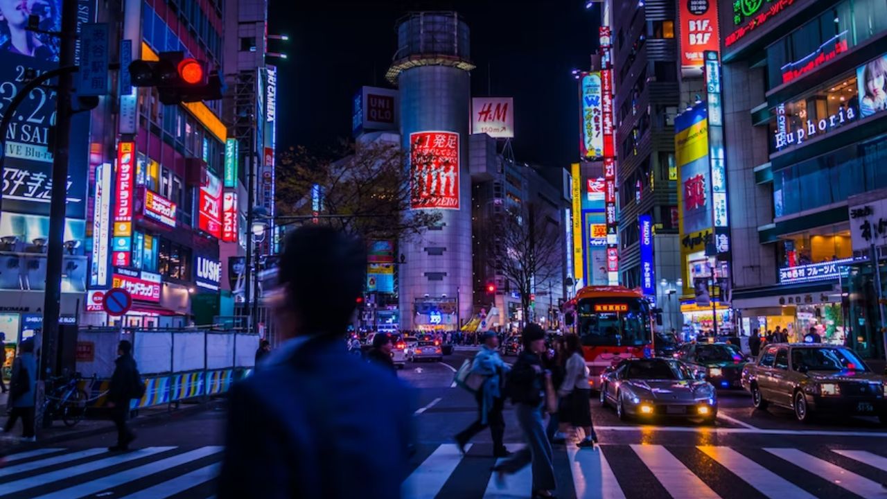 Tokyo Shibuya Crossing Live Cam - Japan Insides