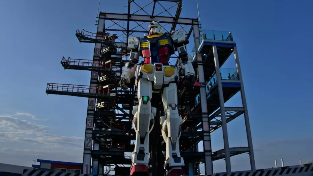 The giant Gundam in Yokohama will be staying until March 2024