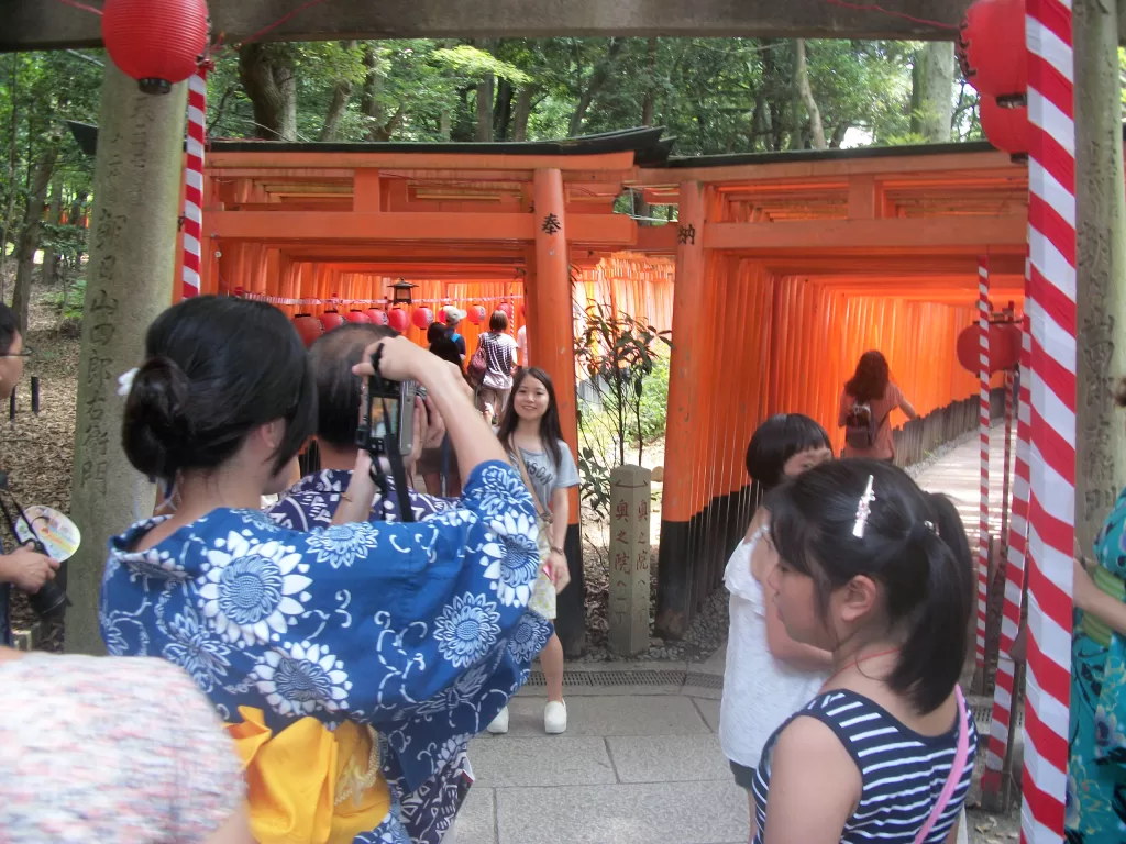 vermilion torii shrine gates