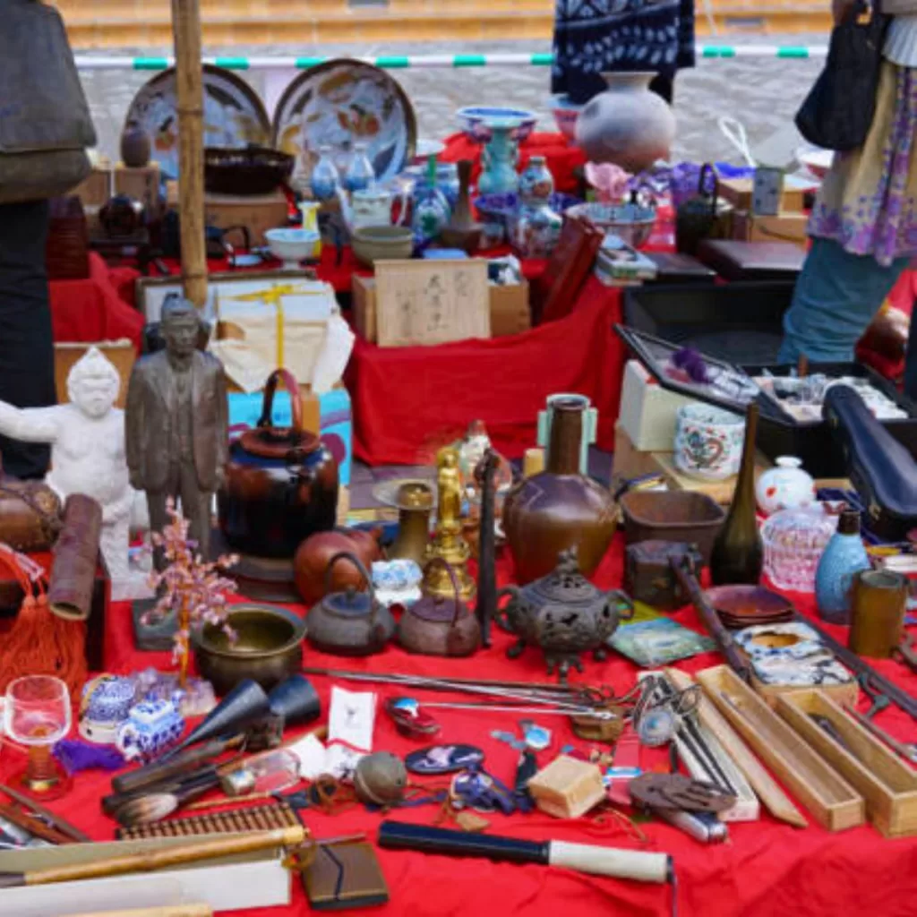 Hanazono Shrine Antique Fair