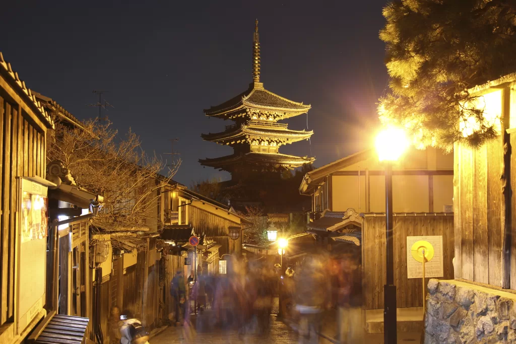 Hokan-ji Temple