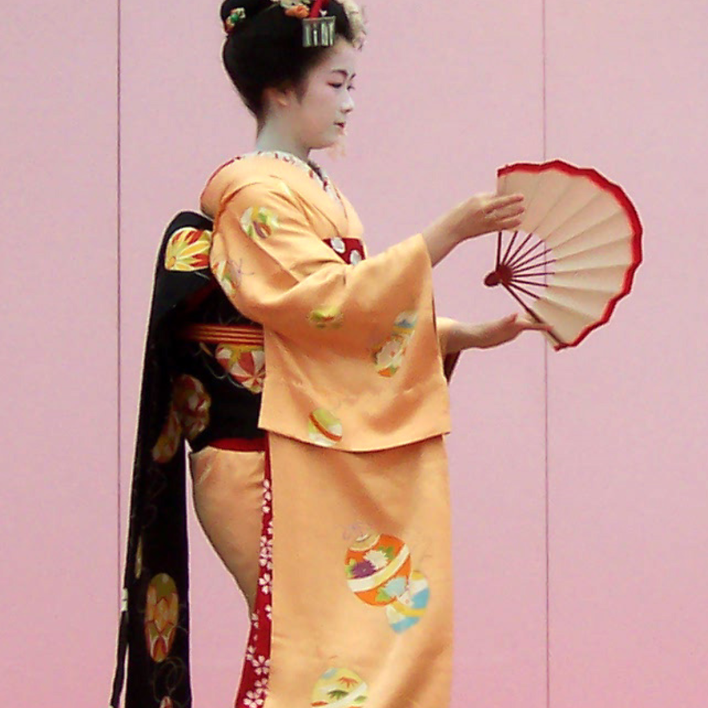 Kamogawa Maiko