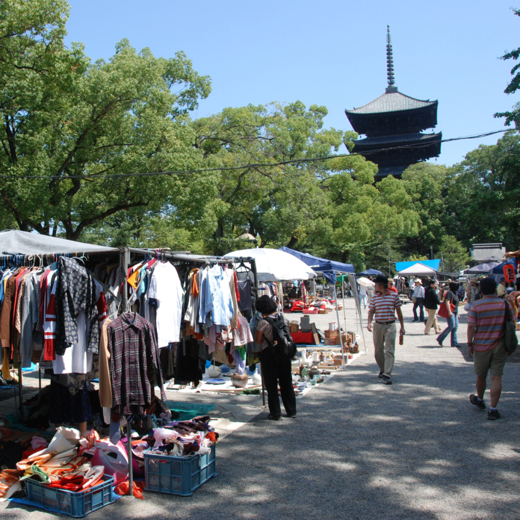 Toji/Kobo Market