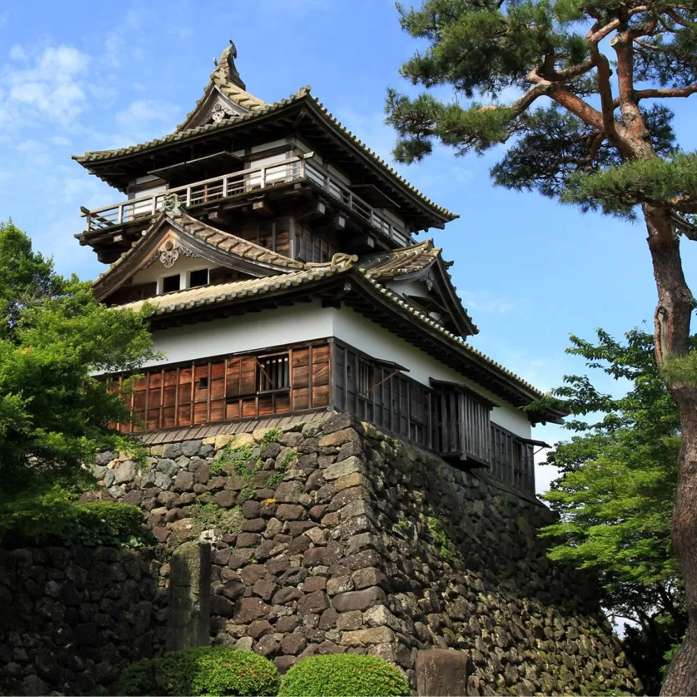 Maruoka Castle