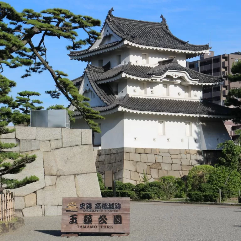 Takamatsu Castle: Japan’s Historic Seaside Fortress