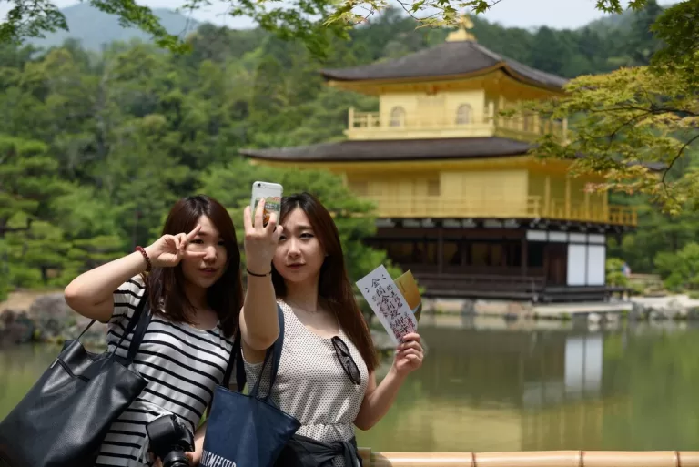 China Lifts Ban on Group Tours to Japan, Sparking Concerns of Overcrowding