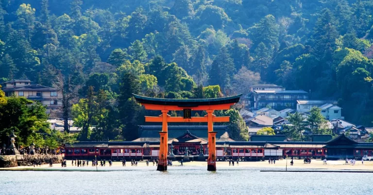 26 Best Destinations to Visit with Family in Japan
