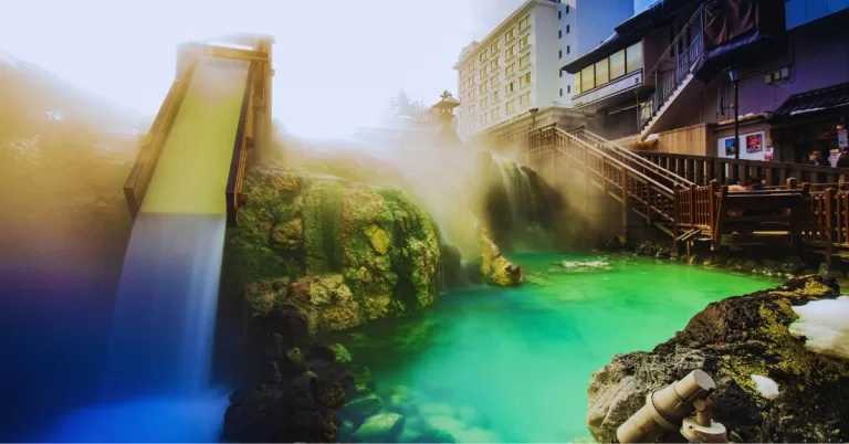 12 Best Natural Hot Springs in Japan