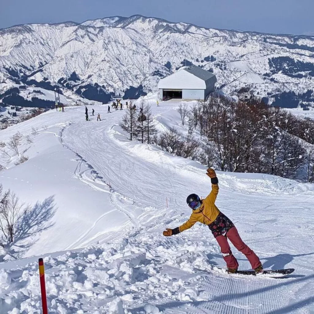 Best Places to Go Skiing Near Tokyo in Japan