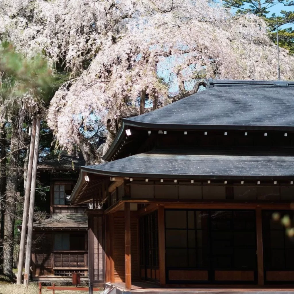 Tamozawa Imperial Villa