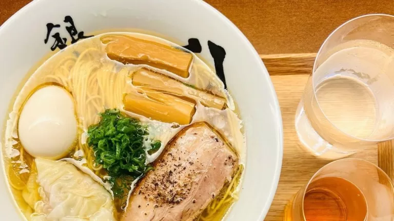 Ramen Shops Caught Between Higher Costs and Static Prices