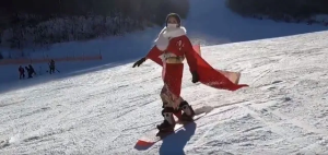 Video of Japanese Snowboarder in a Kimono Gone Viral – Japan Inside