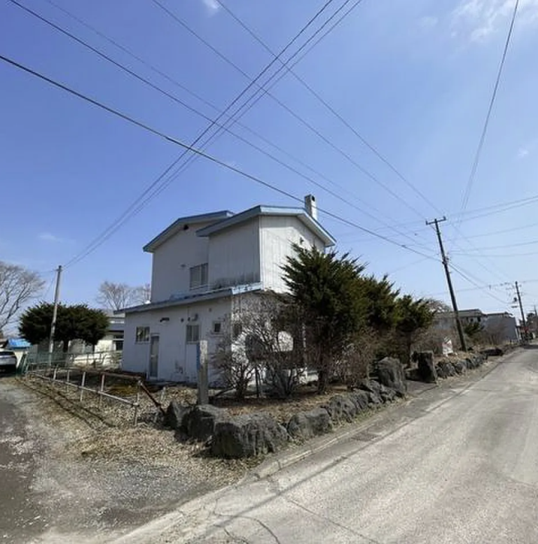 Incredible Opportunity in Hokkaido – A Spacious 5 Bedroom Home for Just ¥2,500,000 ($15,800 USD)