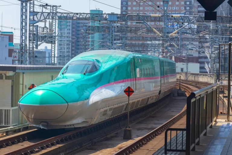 Japan Gifts Shinkansen Trains to Boost India’s Bullet Train Ambitions