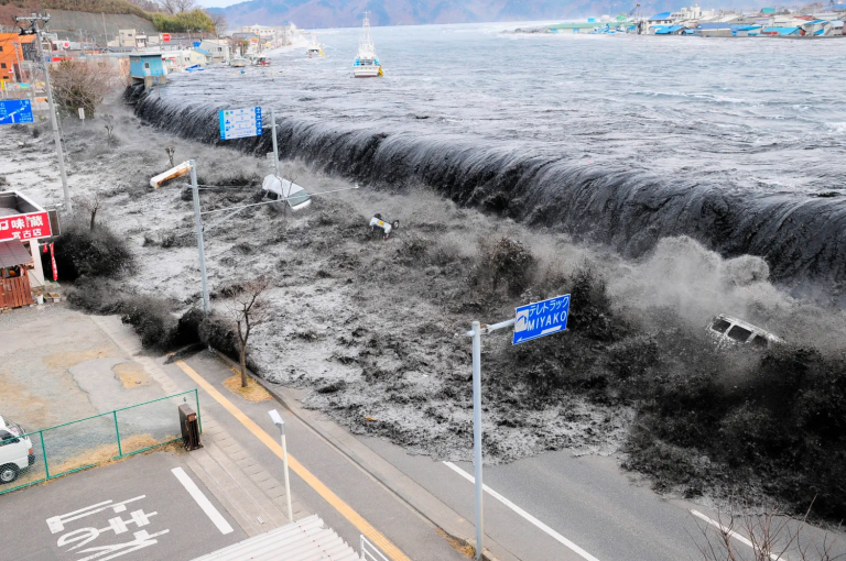 Tourist Arrivals to Japan Plunge Amid Rumors of July 2025 Disaster